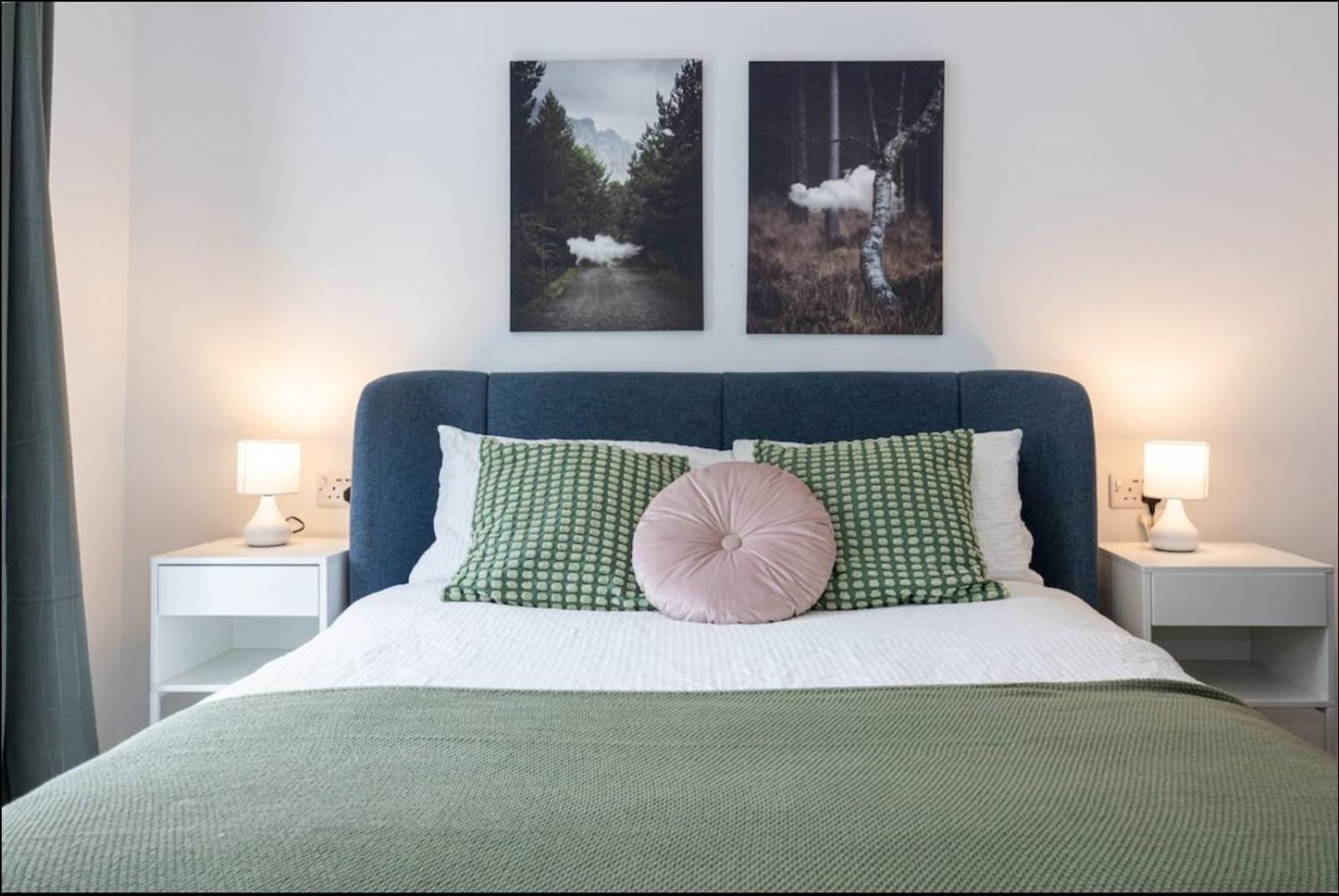 Elegance Retreat - 2 Bed Holiday Home With Parking Manchester Luaran gambar